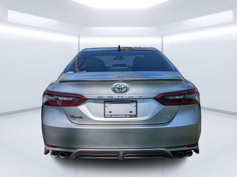Used 2022 Toyota Camry XSE w/ Navigation Package FWD image 4