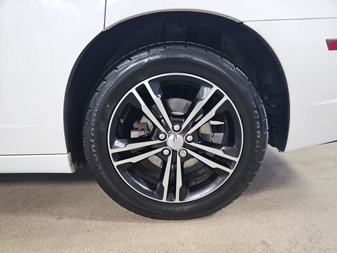 Used 2014 Dodge Charger R/T AWD/4WD image 37