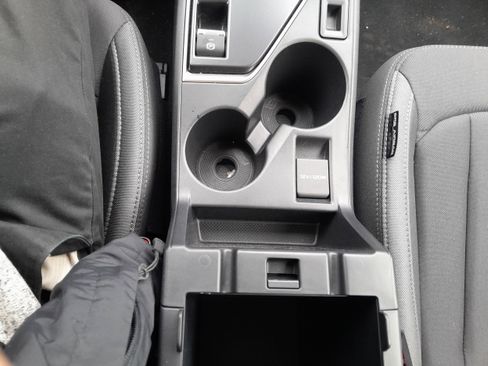 Certified 2025 Subaru Impreza 2.0i image 25