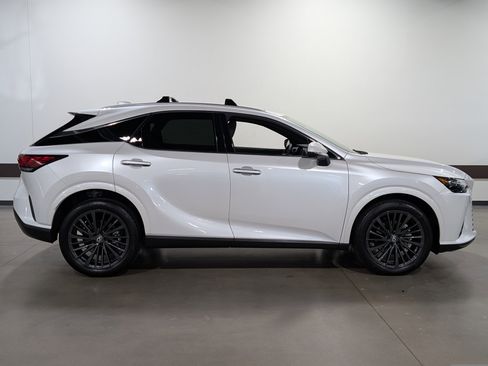 Used 2025 Lexus RX 350 Premium w/ Convenience Package AWD/4WD image 2