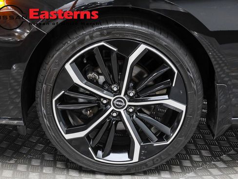 Used 2023 Nissan Altima 2.5 SR w/ SR Premium Package image 30