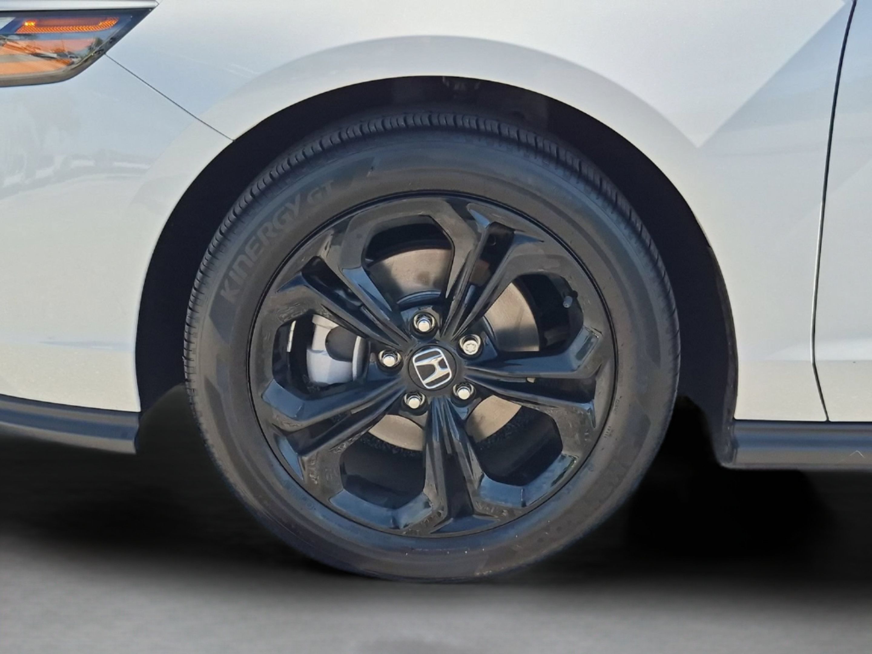 Certified 2025 Honda Accord SE image 32