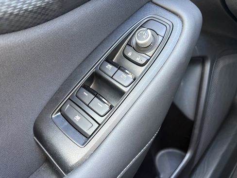 Used 2025 Subaru Outback Premium image 19