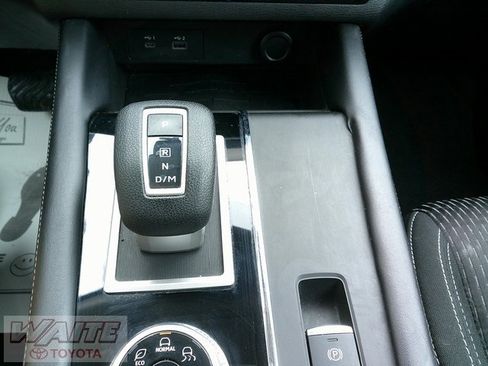 Used 2022 Mitsubishi Outlander ES image 15