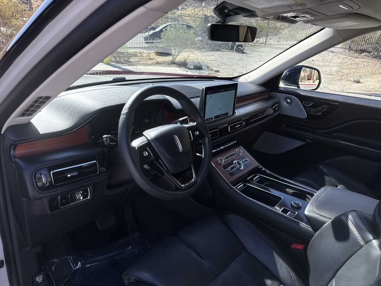 Used 2024 Lincoln Aviator Reserve w/ Equipment Group 201A RWD image 13