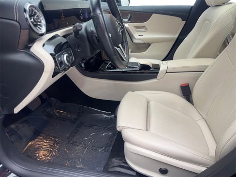 Used 2022 Mercedes-Benz CLA 250 CLA 250 image 26