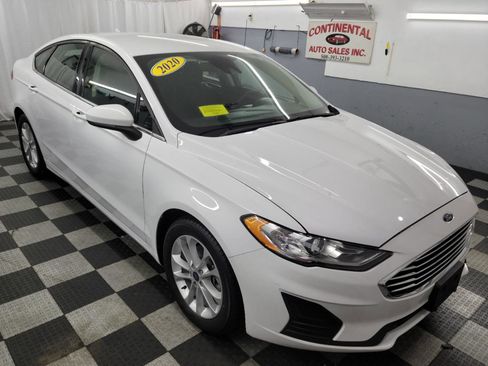Used 2020 Ford Fusion SE FWD image 5