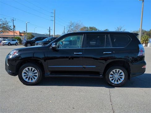 Used 2018 Lexus GX 460 Premium w/ Premium Package image 7