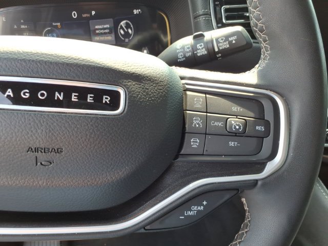 Used 2022 Jeep Wagoneer Series I w/ Convenience Group I AWD/4WD image 9