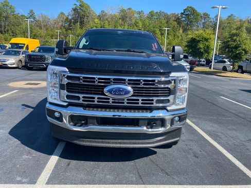 Used 2024 Ford F250 XLT AWD/4WD image 2