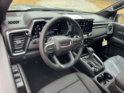 New 2026 GMC Canyon Elevation w/ Convenience Package image 3