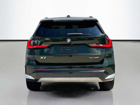 Used 2024 BMW X1 xDrive28i w/ Convenience Package AWD/4WD image 4