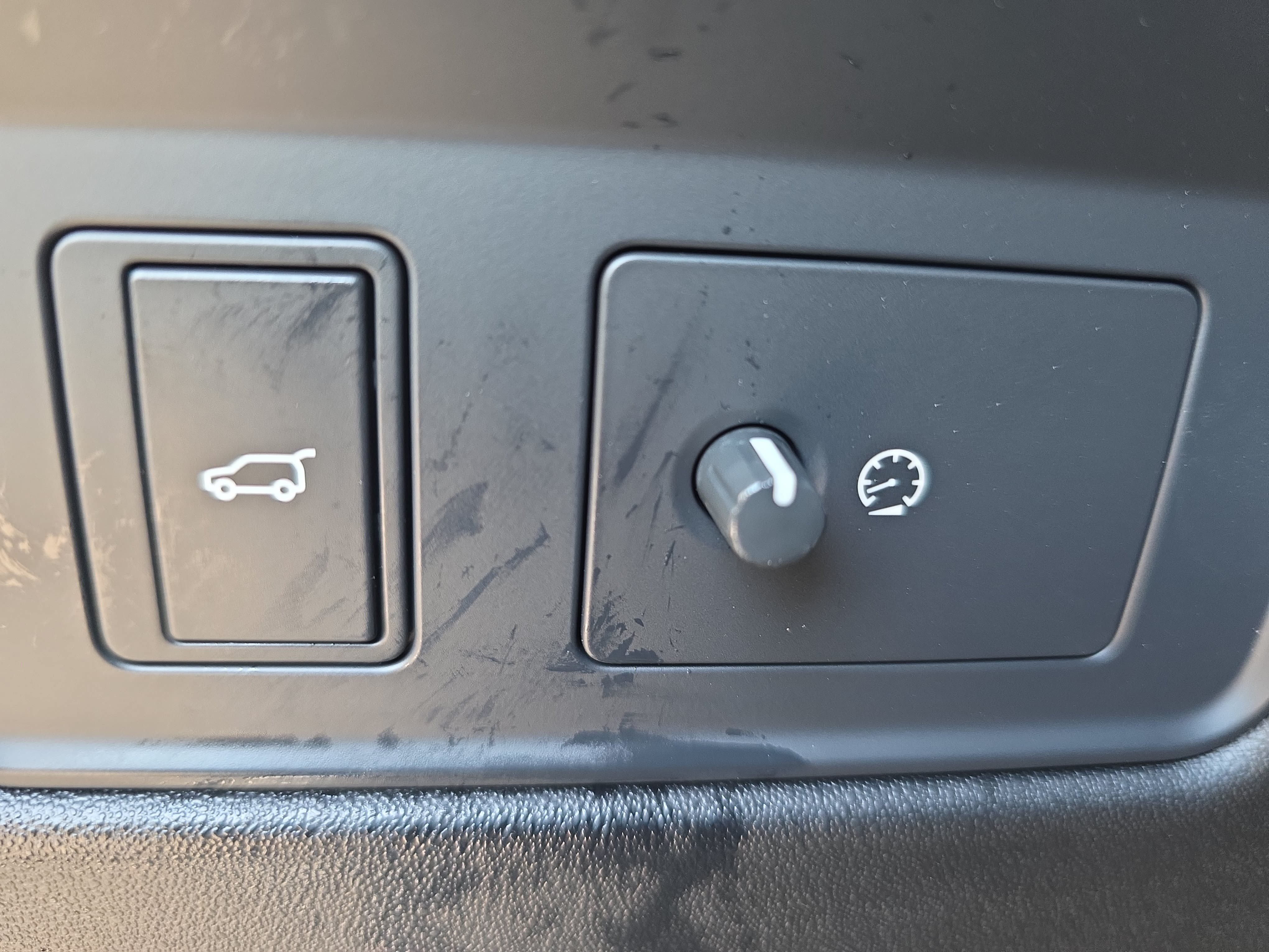 New 2026 Land Rover Discovery Dynamic SE AWD/4WD image 13