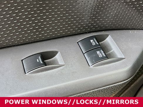 Used 2007 Ford Mustang GT Premium image 18