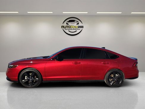 Used 2023 Honda Accord Sport image 4