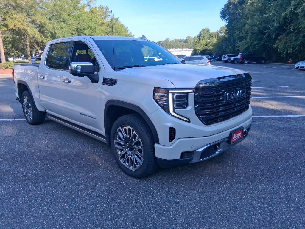Used 2023 GMC Sierra 1500 Denali Ultimate AWD/4WD image 3