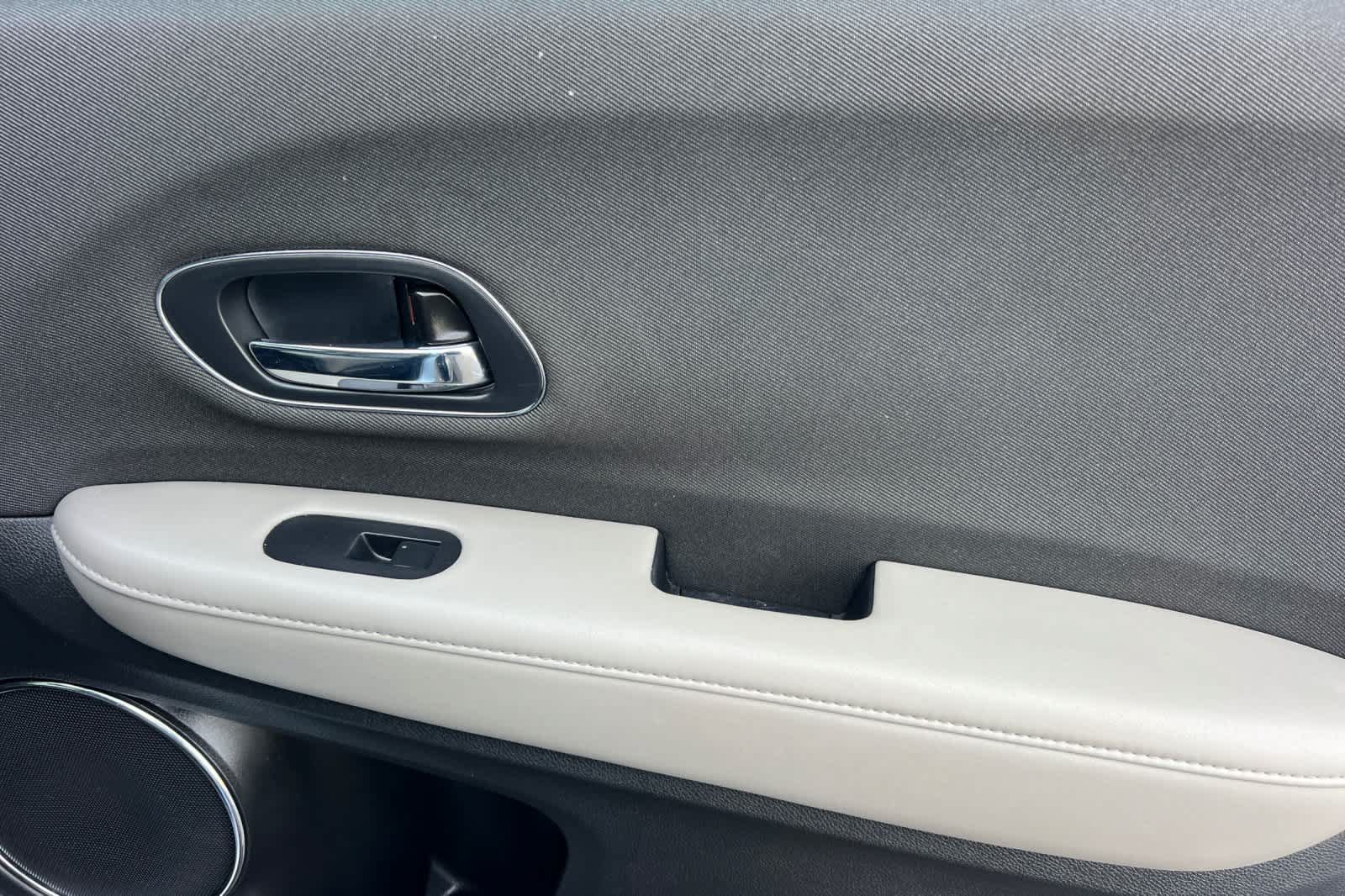 Used 2022 Honda HR-V EX image 18