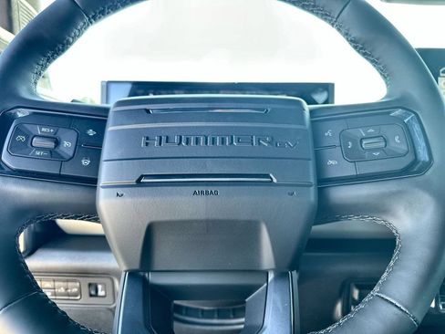 New 2026 GMC Hummer EV 4x4 Crew Cab image 33