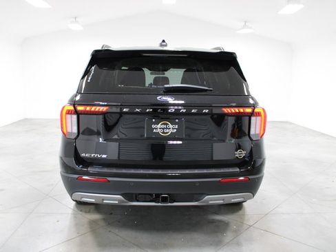 New 2026 Ford Explorer Active w/ Active Comfort Package RWD image 7