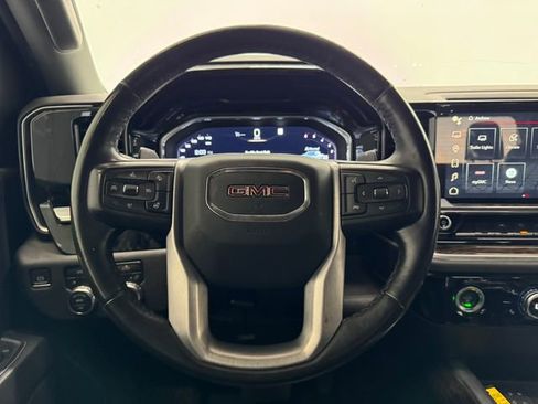 Used 2022 GMC Sierra 1500 Elevation image 23