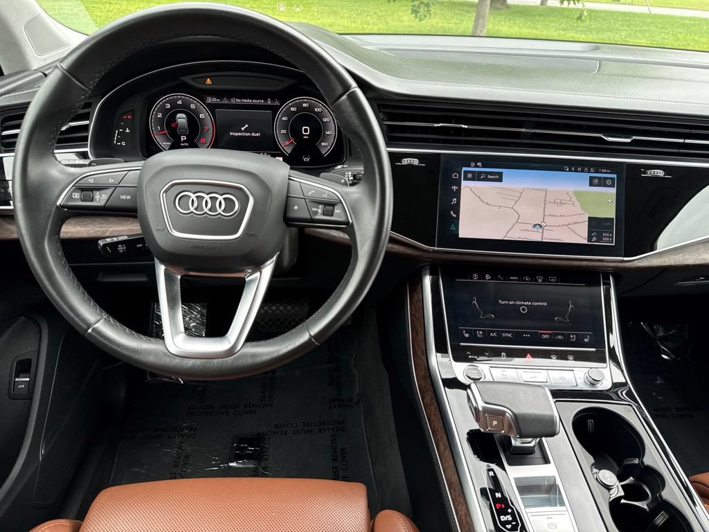 Used 2023 Audi Q7 3.0T Prestige w/ Prestige Package AWD/4WD image 15