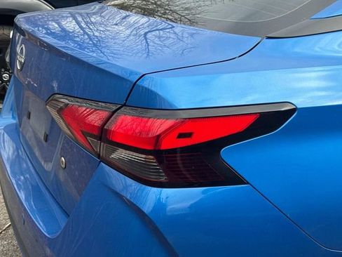 Used 2023 Nissan Versa S w/ Trunk Package image 12