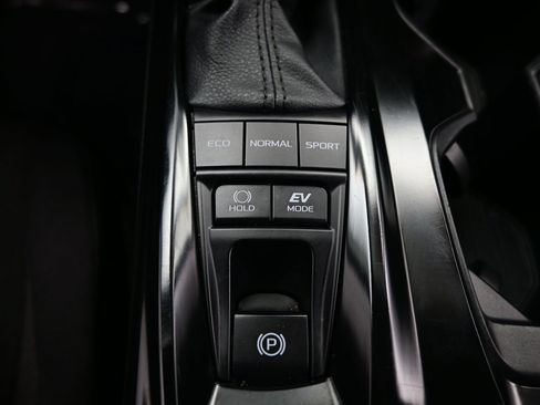 Used 2025 Toyota Camry LE w/ Convenience Package AWD/4WD image 22