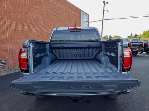 New 2026 GMC Canyon Elevation w/ Convenience Package image 5