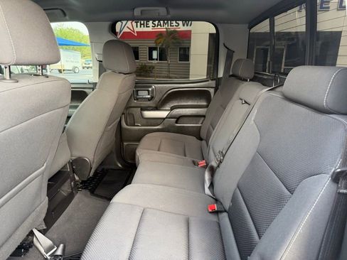 Used 2018 Chevrolet Silverado 1500 LT w/ Texas Edition image 17