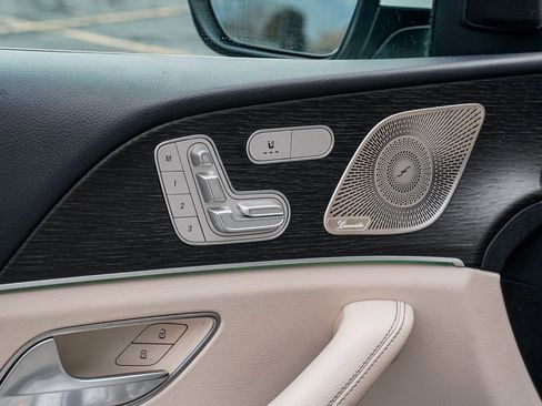 Used 2021 Mercedes-Benz GLE 350 4MATIC image 10