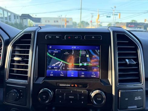 Used 2020 Ford F150 XLT w/ Equipment Group 302A Luxury AWD/4WD image 35