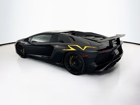 Used 2017 Lamborghini Aventador LP 750-4 Superveloce AWD/4WD image 40