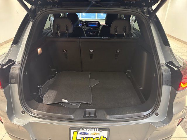 Used 2025 Chevrolet TrailBlazer RS w/ Convenience Package AWD/4WD image 19
