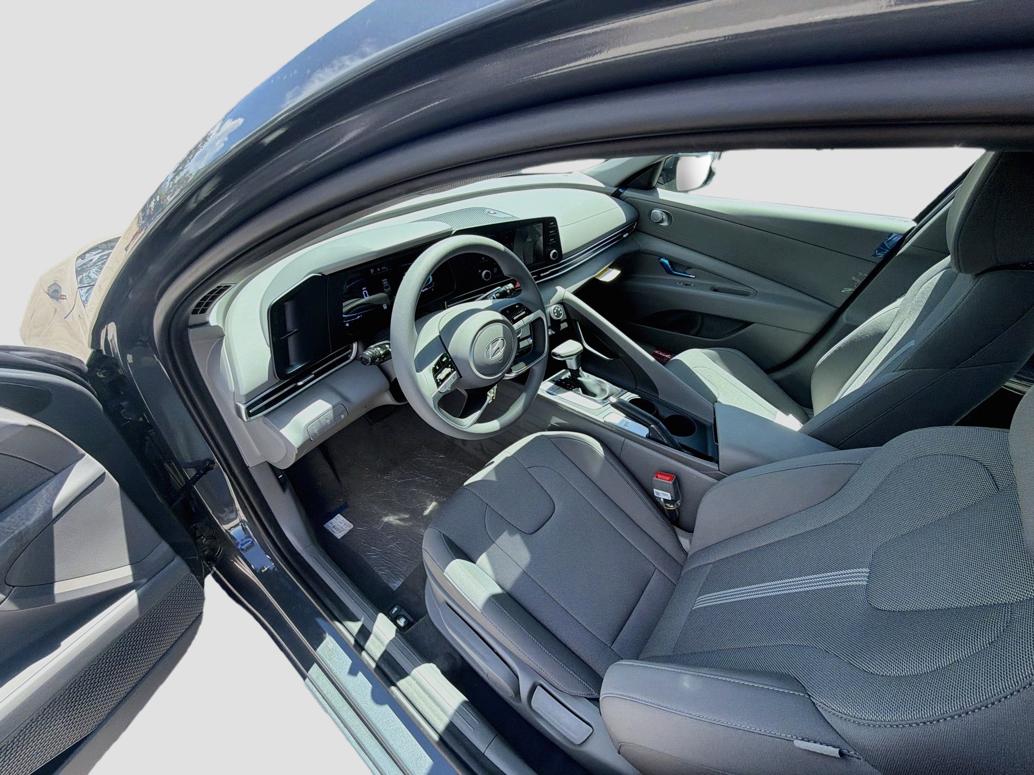 New 2026 Hyundai Elantra SE FWD image 7