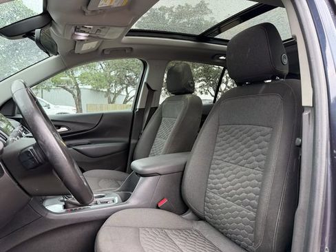 Used 2018 Chevrolet Equinox LT w/ Sun & Infotainment Package FWD image 7