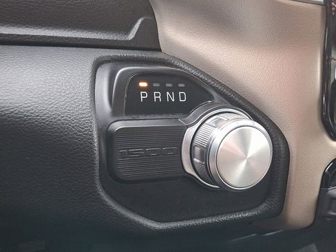 Used 2022 RAM 1500 Laramie image 14