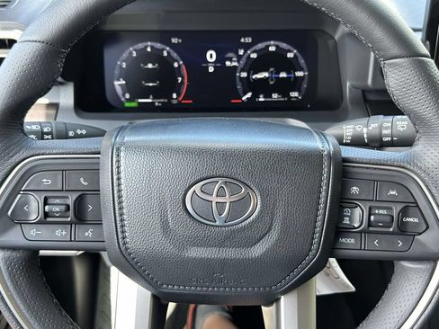 New 2026 Toyota 4Runner TRD Off-Road Premium AWD/4WD image 31
