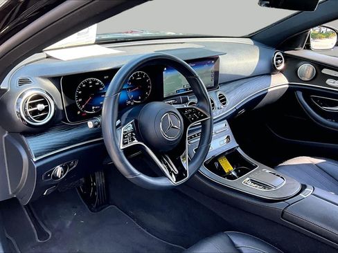 Used 2022 Mercedes-Benz E 350 Sedan image 18