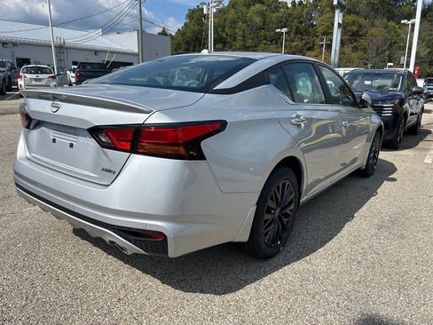New 2025 Nissan Altima 2.5 SV w/ SV Special Edition Package image 3