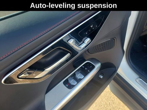 Used 2024 Mercedes-Benz GLC 43 AMG 4MATIC image 14