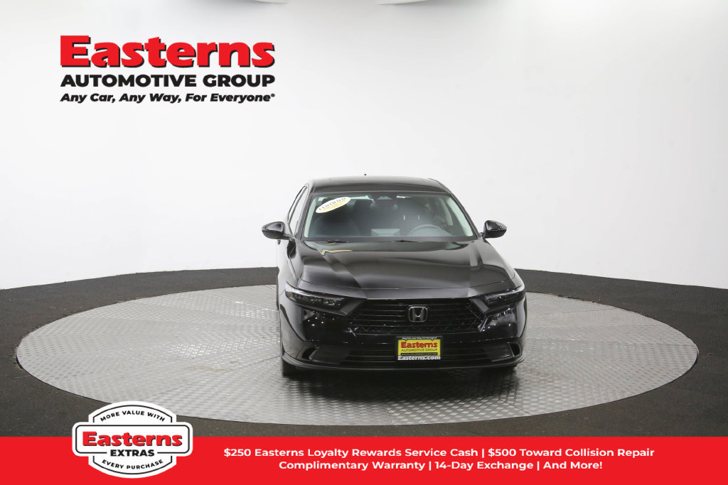 Used 2025 Honda Accord SE image 47