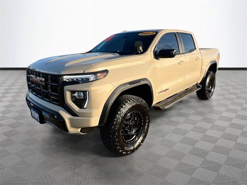Used 2023 GMC Canyon AT4X image 3