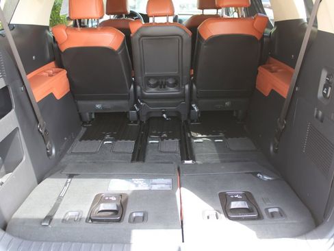 Used 2024 Kia Carnival SX FWD image 13