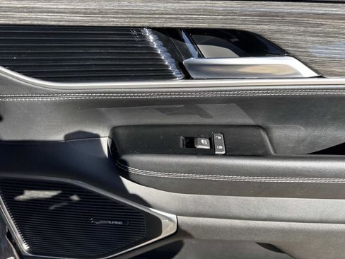 Used 2022 Jeep Wagoneer Series III w/ Convenience Group I image 14