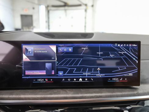 New 2026 BMW X5 xDrive50e image 15