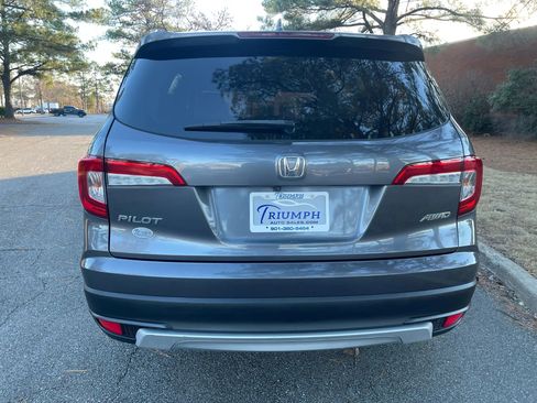 Used 2019 Honda Pilot EX image 4