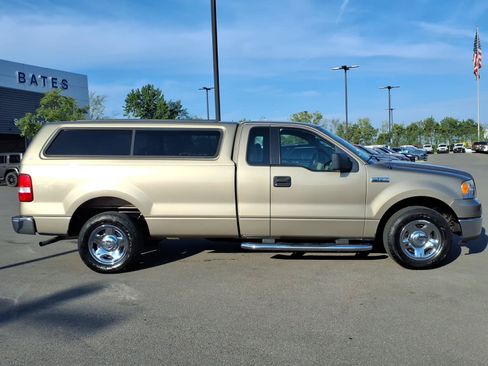 Used 2005 Ford F150 XL RWD image 2