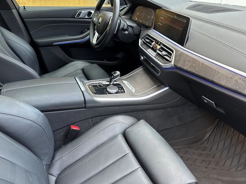 Used 2022 BMW X5 xDrive40i w/ Premium Package image 16