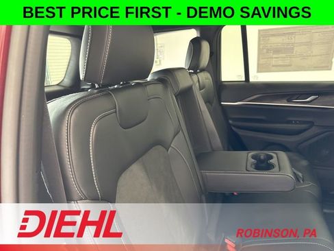 New 2026 Jeep Grand Cherokee Altitude AWD/4WD image 12