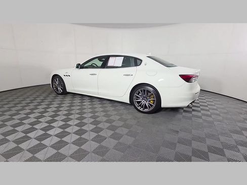 Used 2023 Maserati Quattroporte GT RWD image 43